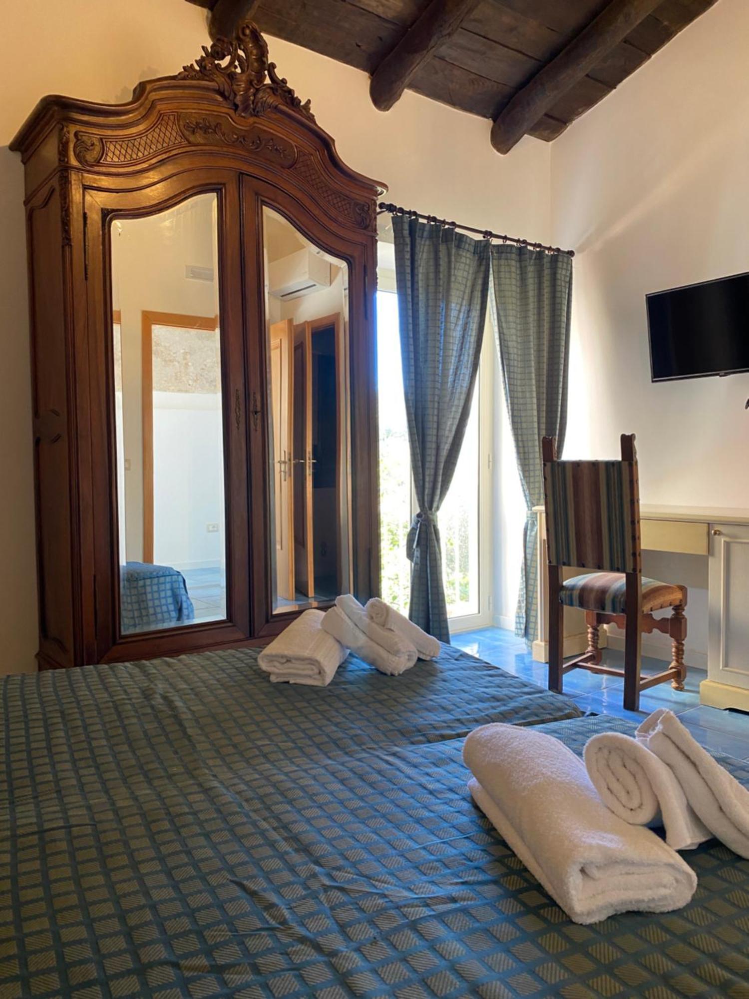 La Locanda Del Curato Rooms Lentiscosa Exterior photo